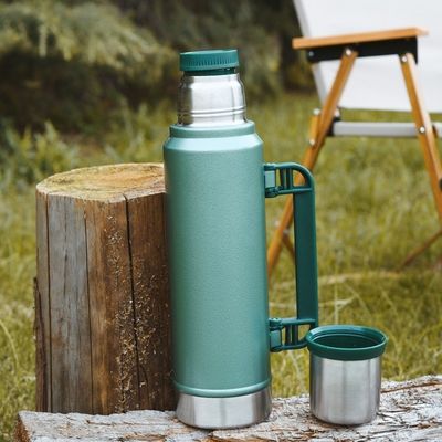 Bouteille d'eau sous vide en acier inoxydable de grande capacité de style américain Thermos 1 L avec poignée