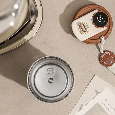 Une tasse de voyage à affichage de température intelligente de 450 ml avec un matériel en acier inoxydable et une corde