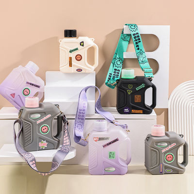 Bouteille d'eau en plastique avec courroie Grande capacité 1200ml 1600ml Boisson directe