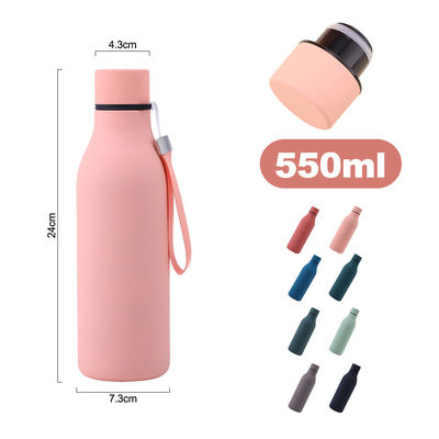 Gardez vos boissons à la température idéale avec une bouteille d'eau à vide en acier inoxydable de 550 ml