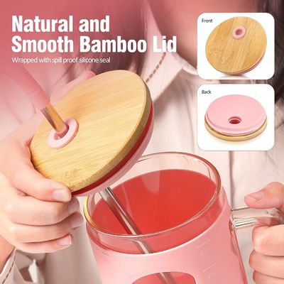Emblème personnalisé Tumbler en verre réutilisable 32 oz avec poignée de couvercle en bambou et manche en silicone