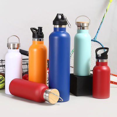 Bouteille d'eau sportive à vide en acier inoxydable à isolation thermique avec poignée et avec couvercle