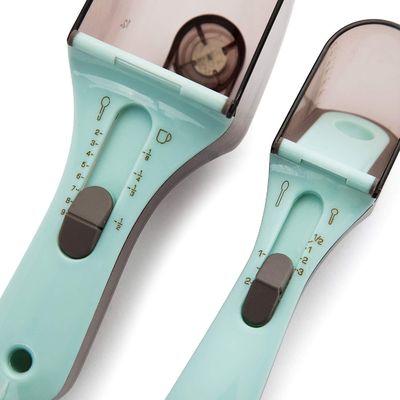 Cuillère à mesurer numérique réglable en PP avec tasse à mesurer en plastique à échelle 18*7,5CM