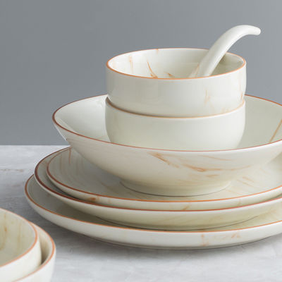 Vaisselle de cuisine en plaque de porcelaine beige pour le dîner et les cadeaux d'occasion