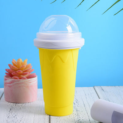 10.5*6*21cm Slushy Maker Cup Food Grade Silicone Pinch Slush Cup Banquettes à glaces Type