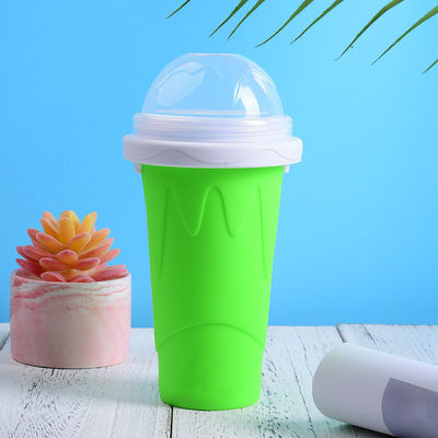 10.5*6*21cm Slushy Maker Cup Food Grade Silicone Pinch Slush Cup Banquettes à glaces Type