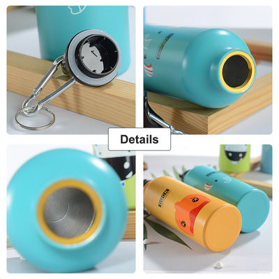 Bouteilles d'eau en aluminium pour vélo avec couverture de carabineur Impression par sublimation de logo personnalisé