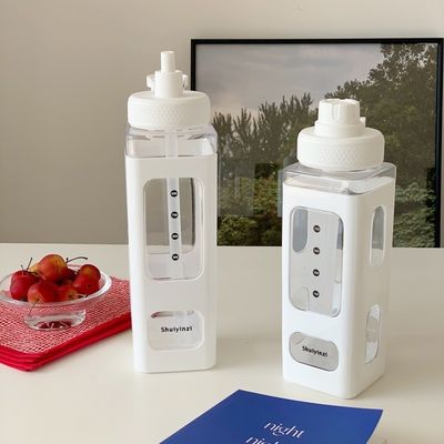 Bouteille d'eau Kawaii prête pour le gymnase avec autocollant 3D 700 ml / 900 ml de lait de voyage en plastique portable
