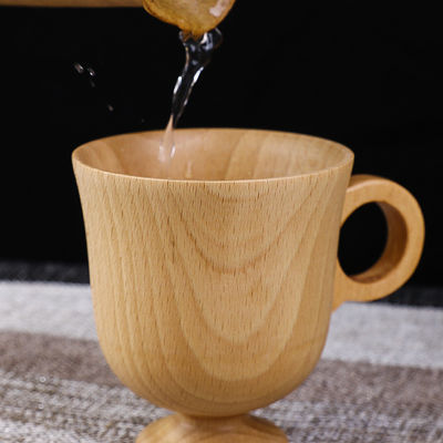 Une tasse de café en bois japonaise créative