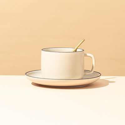 250 ml Capacité Nordic Matte Ceramic Coupe à café et plateau avec cuillère correspondante