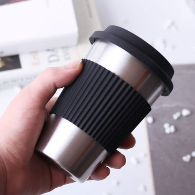 Tasse de café en acier inoxydable personnalisée 17 oz Double mur 18/8 Tumbler avec manche en silicone
