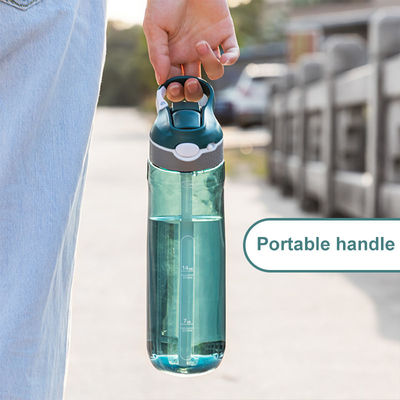 Accessoires avec couvercle de salle de sport en plein air Bouteille d'eau avec paille et plastique sans BPA
