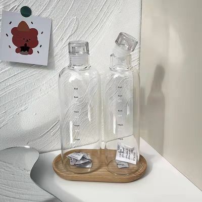 Style de design minimaliste 500 ml bouteille d'eau en verre borosilicate sans BPA avec horodatage