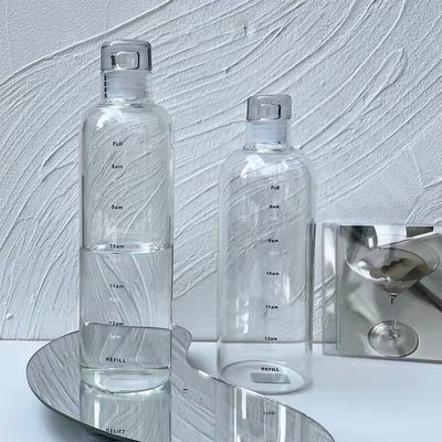 Style de design minimaliste 500 ml bouteille d'eau en verre borosilicate sans BPA avec horodatage