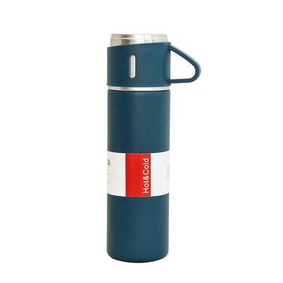 Voyagez avec style avec cet ensemble de bouteilles d'eau à double paroi en acier inoxydable