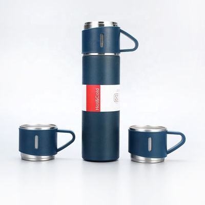 Voyagez avec style avec cet ensemble de bouteilles d'eau à double paroi en acier inoxydable