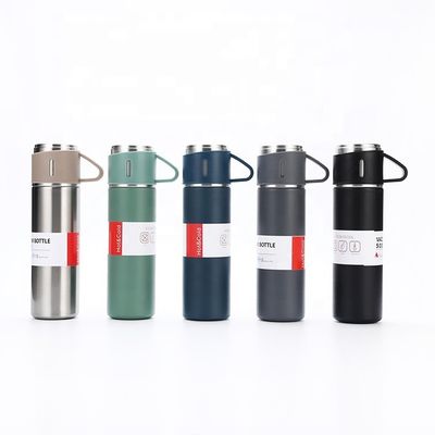 Voyagez avec style avec cet ensemble de bouteilles d'eau à double paroi en acier inoxydable