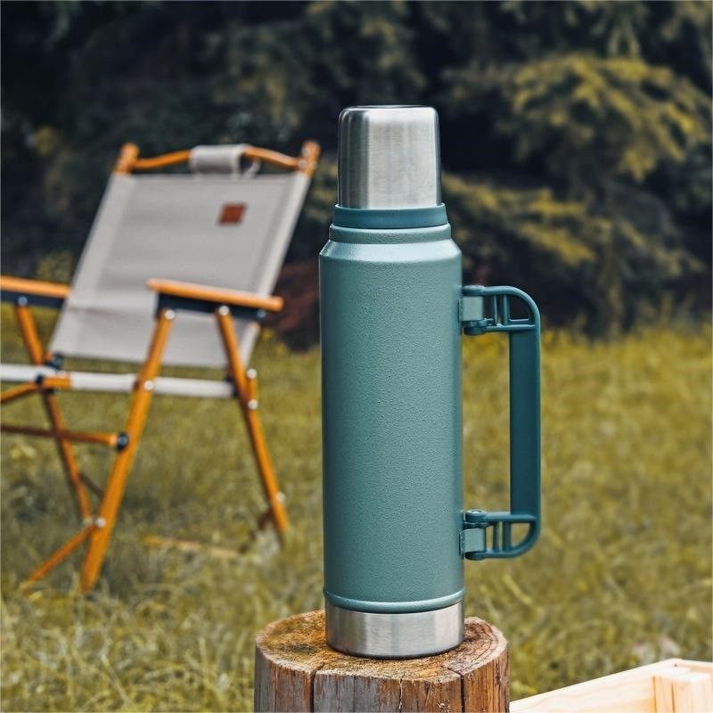 Bouteille d'eau sous vide en acier inoxydable de grande capacité de style américain Thermos 1 L avec poignée