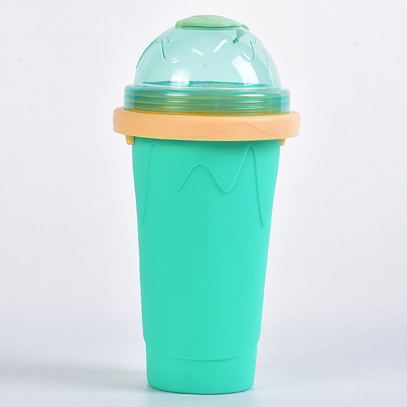 10.5*6*21cm Slushy Maker Cup Food Grade Silicone Pinch Slush Cup Banquettes à glaces Type